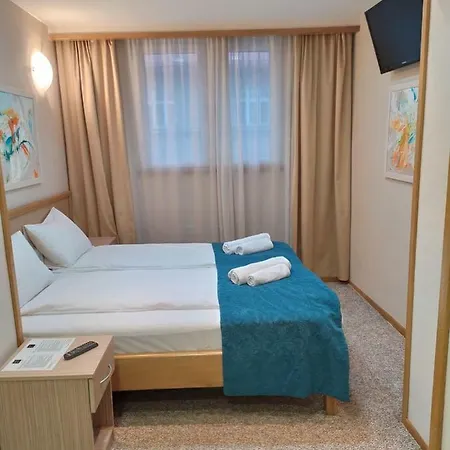 Prime Luxury Apartment *